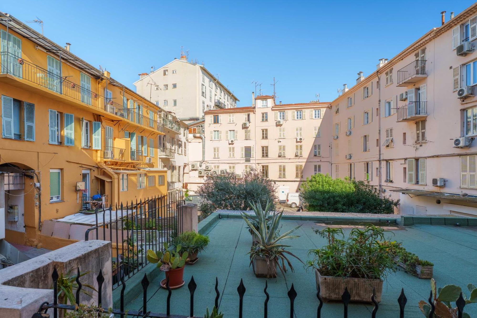 Renting - Massena - Luxe - Jacuzzi - Terrace - King Bed - Ac Apartment Nizza